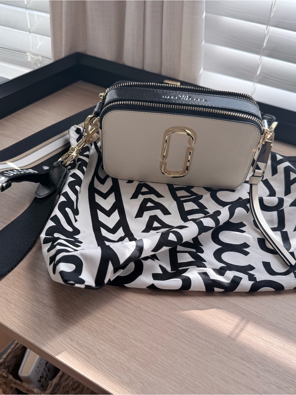 Marc Jacobs Small Snapshot Crossbody in Black and Cream